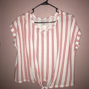 Striped crop top with tie in the front